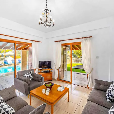 Villa Evanthia Polis