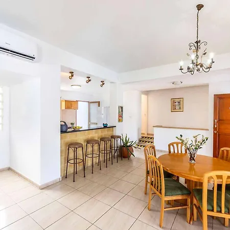 Villa Evanthia Polis